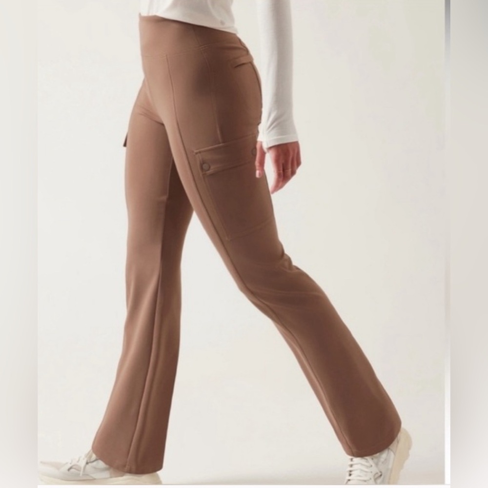 Athleta Delancey straight leg cargo pant